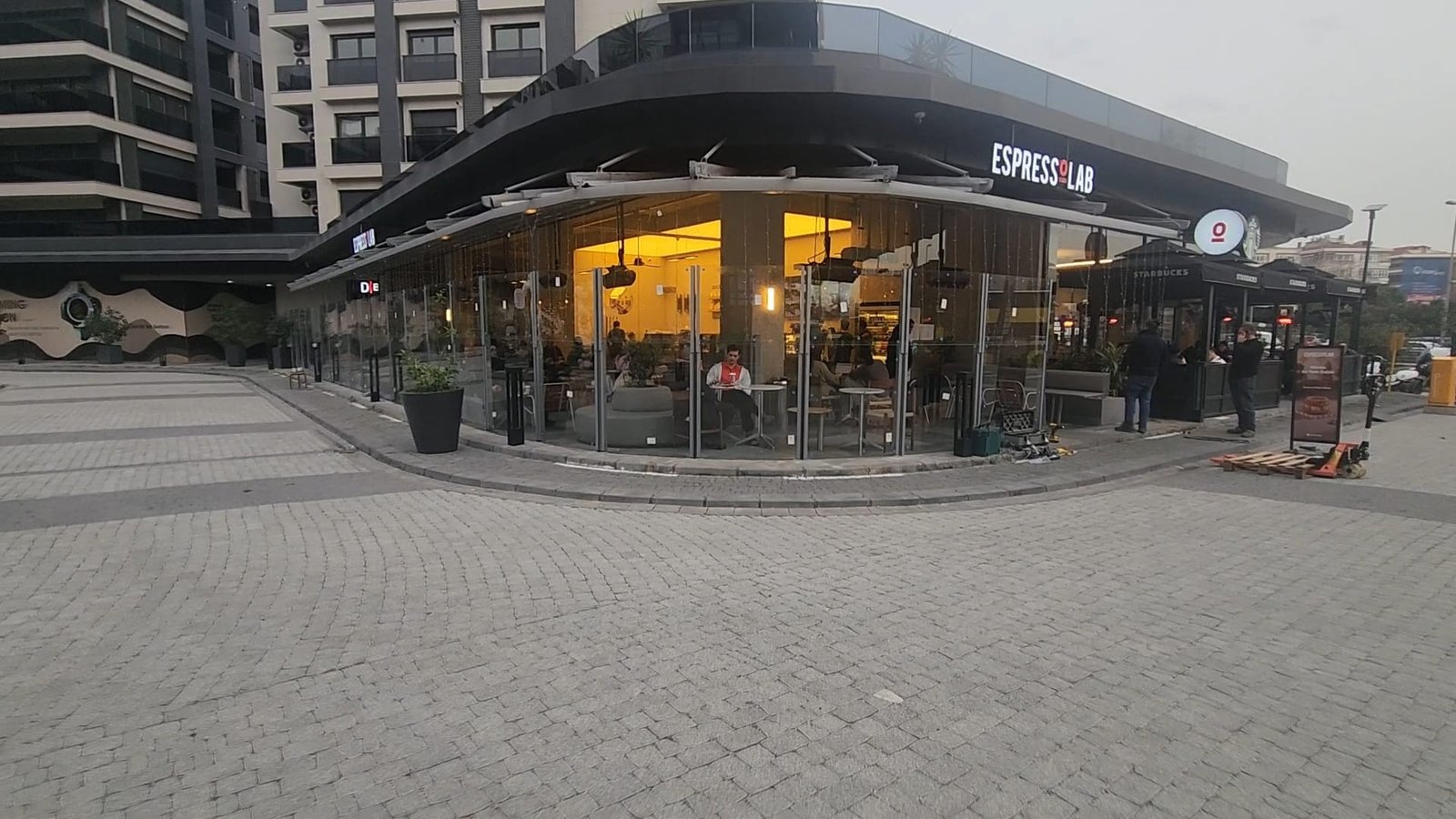 rüzgar kırıcı cam montaj uygulaması