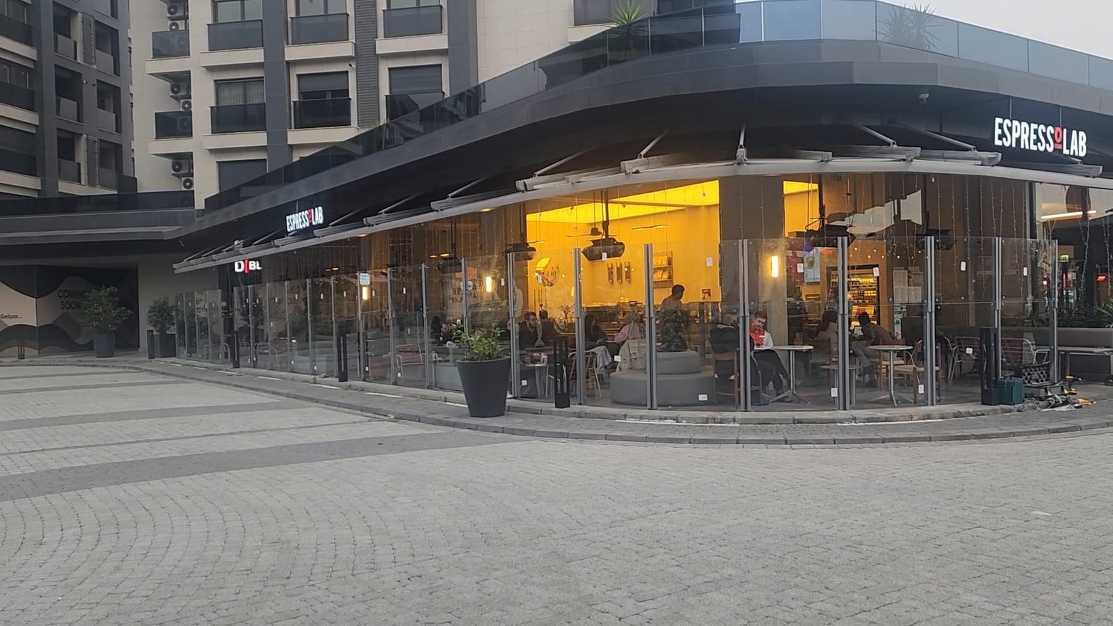 Manual Windbreaker Glass Prices 2026